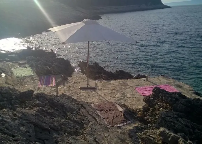 Stiniva-stone House Nyaraló *